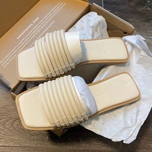 Dolce Vita Nyx sandals